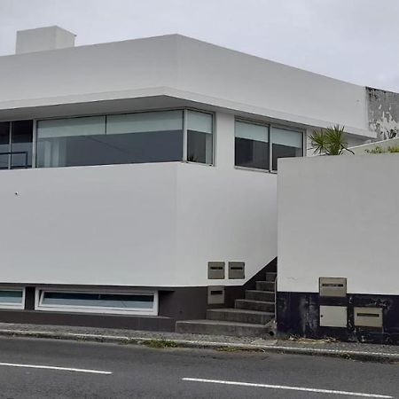Ponta Delgada Stunning 2 Double Bedroom Designer Beach House. מראה חיצוני תמונה